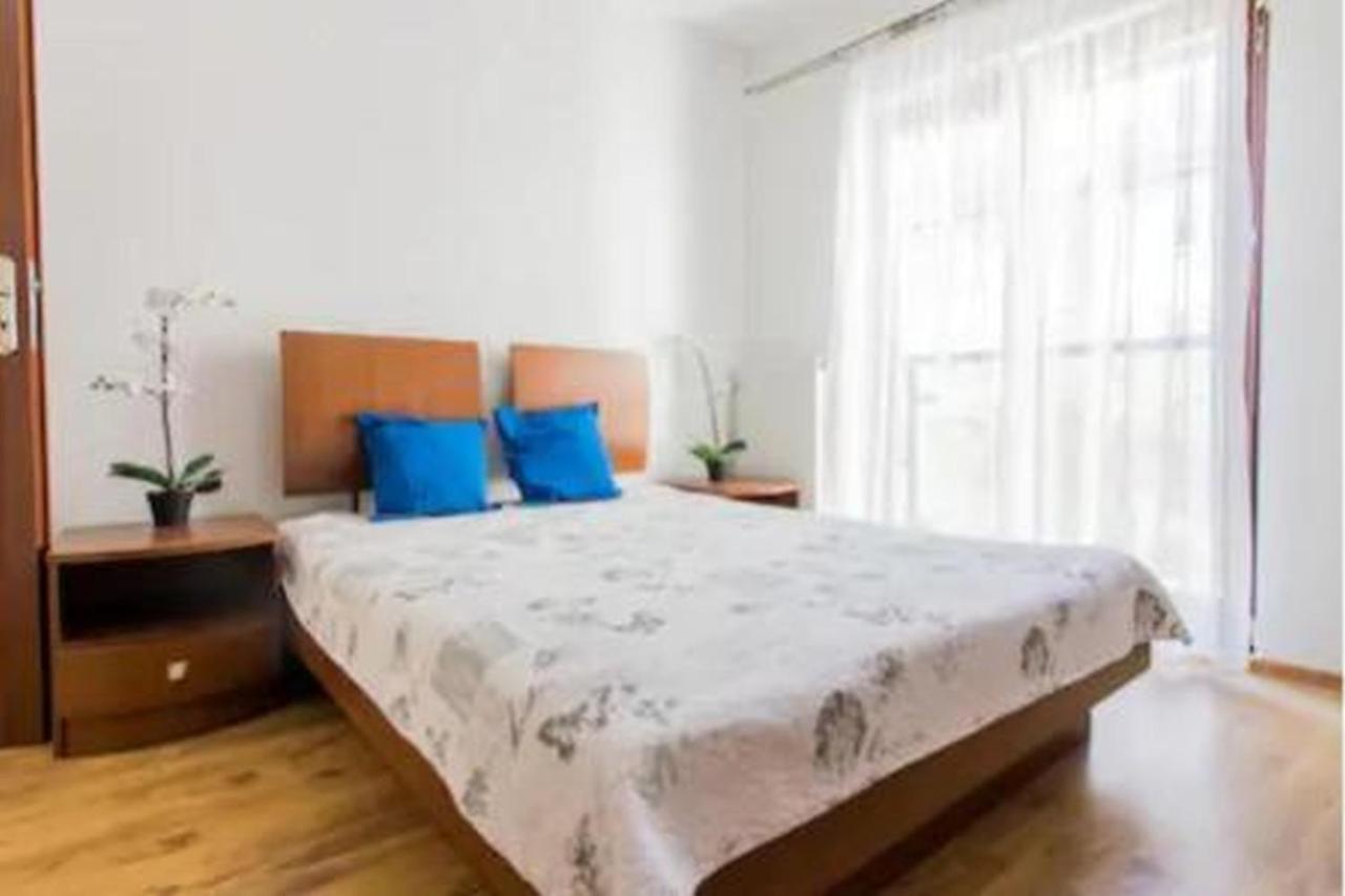 Comfy And Bright - Old Town Apartment Красков Екстериор снимка